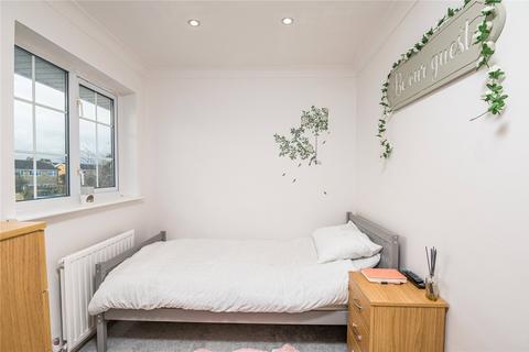 3 Beach Court, Great Wakering, Southend-on-sea, SS3 0DS