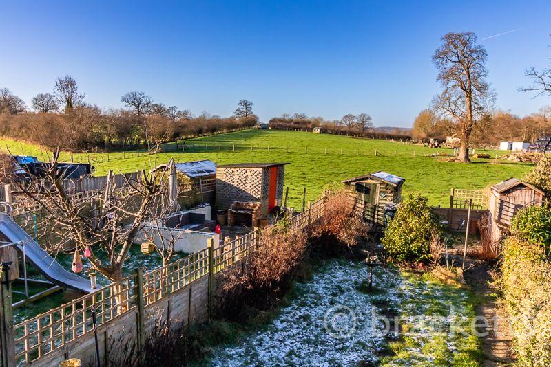 Withyham Road, Groombridge, Tunbridge Wells 3 bed semidetached house