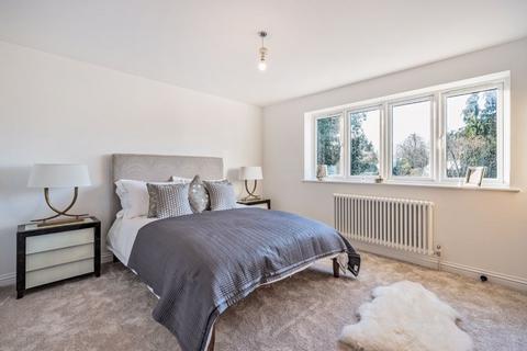 10a Cedar Walk, Kenley, CR8 5JL