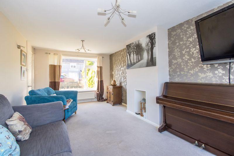 Castle Avenue, Penarth 3 bed semidetached house for sale £325,000