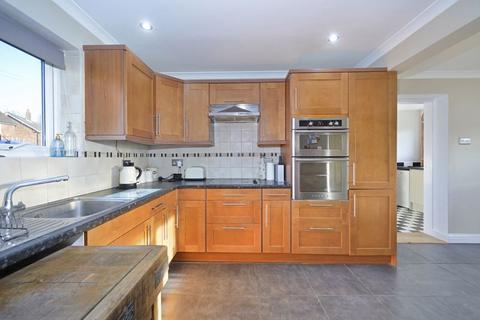 41 Clappers Meadow, Alfold, Cranleigh, GU6 8HJ