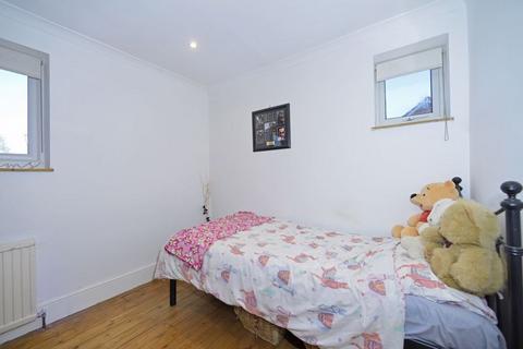41 Clappers Meadow, Alfold, Cranleigh, GU6 8HJ