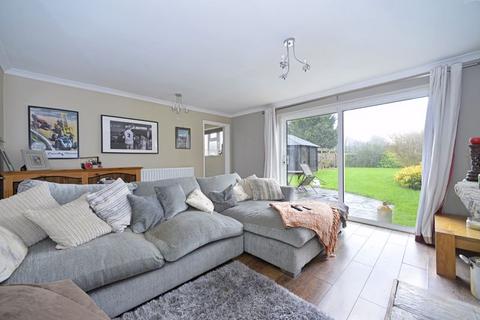 41 Clappers Meadow, Alfold, Cranleigh, GU6 8HJ