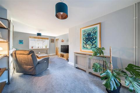 48 Langmead Road, Crewkerne, TA18 8DX