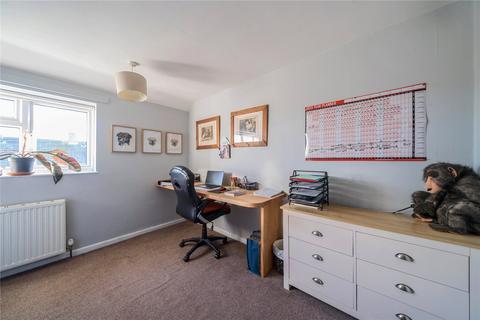 48 Langmead Road, Crewkerne, TA18 8DX