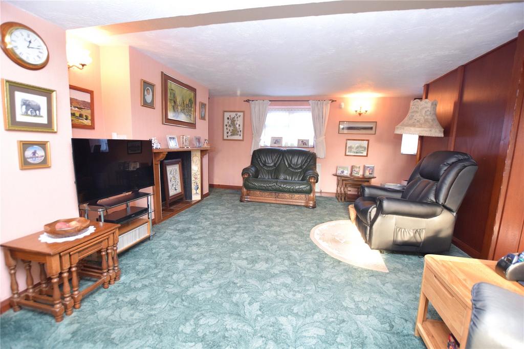 Taunton, Somerset, TA4 3 bed semidetached house for sale