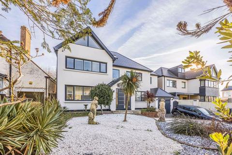 5 bedroom detached house for sale, London Road, Cosham