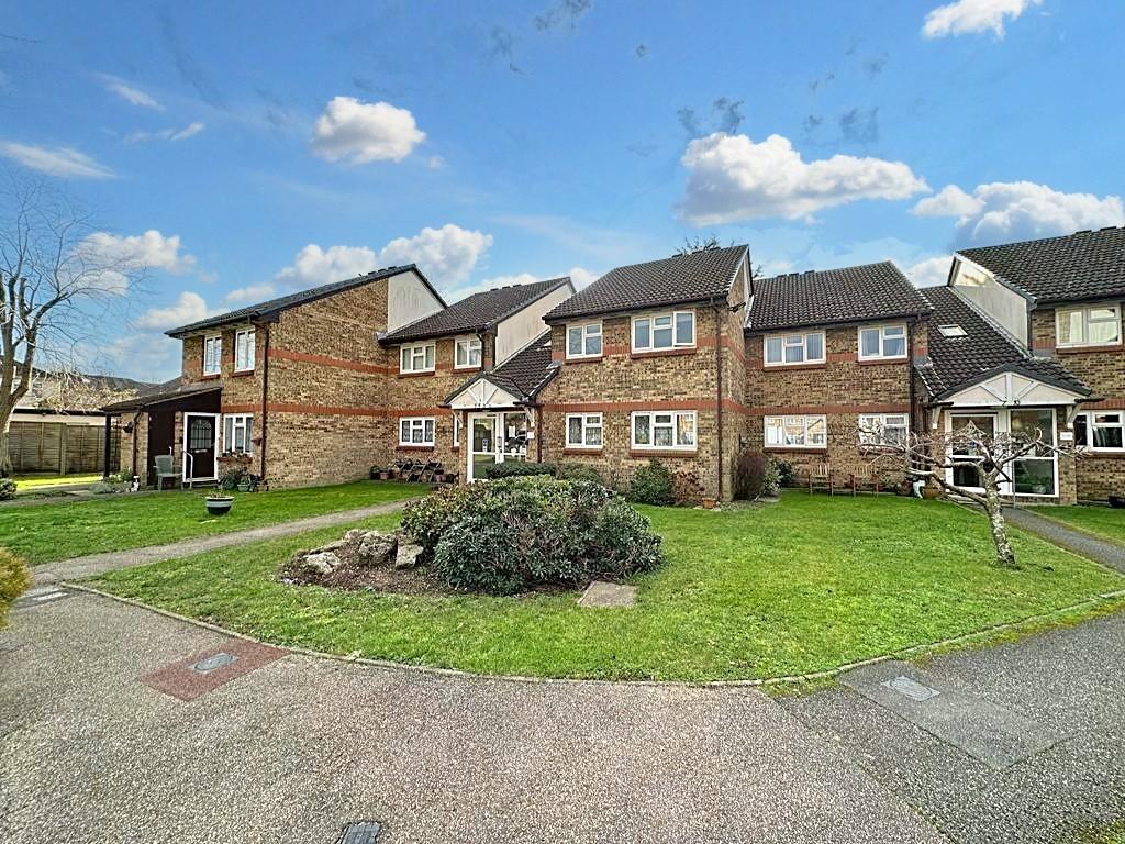 Riverside Court, Chelwood Close 2 bed apartment for sale £175,000