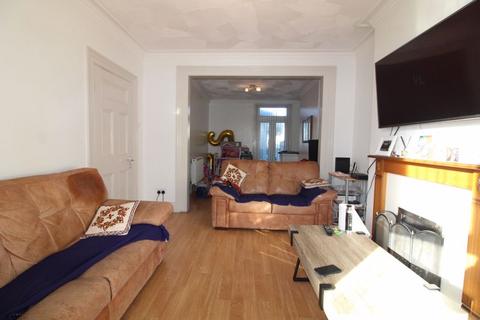 4 bedroom terraced house for sale, Kenilworth Road, Luton
