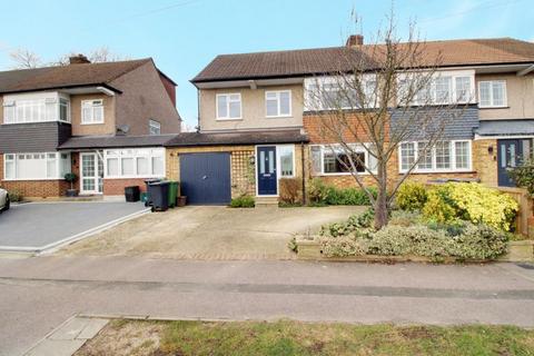 4 bedroom semi-detached house for sale, Beehive Road, Goffs Oak EN7