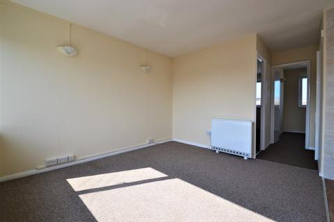 2 bedroom flat to rent, Leysdown On Sea, Sheerness ME12