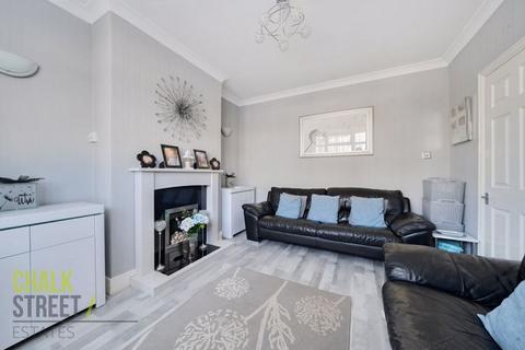 3 Anstead Drive, Rainham, RM13 7QS