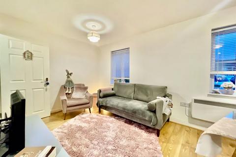 2 bedroom apartment for sale, Winton Road, Stratton