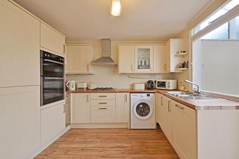 99 Beach Road, Carlyon Bay, St Austell, PL25 3SB