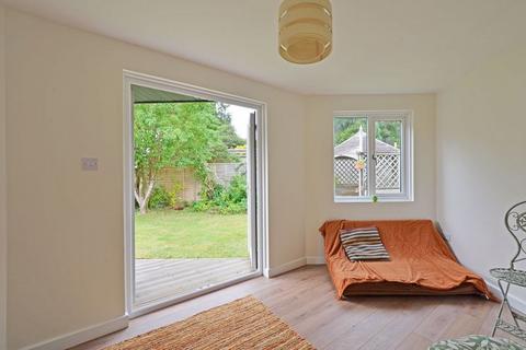 99 Beach Road, Carlyon Bay, St Austell, PL25 3SB