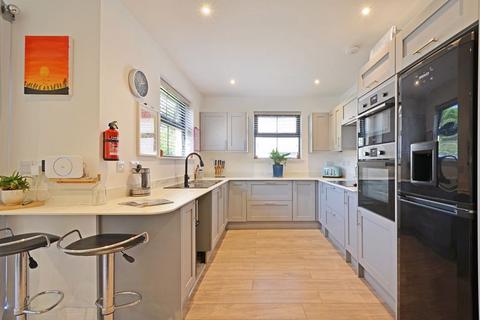 Sunnybank Harbour View, Hayle, TR27 4LB