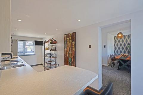 84 Queens Crescent, Bodmin, PL31 1QW