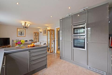 8, Tree House Holman Park, Camborne, TR14 8FD