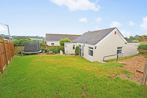 30 Midway Drive, Truro, TR1 1NQ