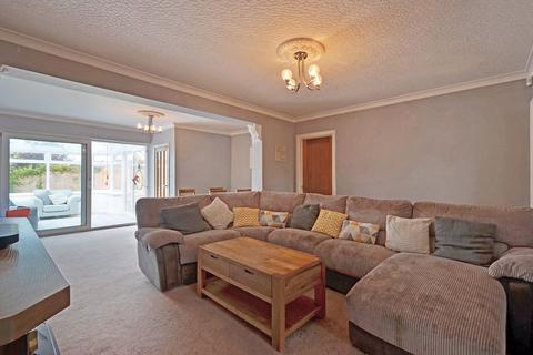 30 Midway Drive, Truro, TR1 1NQ