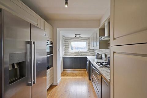 30 Midway Drive, Truro, TR1 1NQ