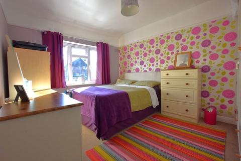52 Walton Drive, Harrow, HA1 4XA