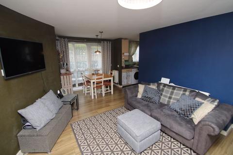 2 bedroom apartment for sale, St. Hughs Avenue, High Wycombe HP13