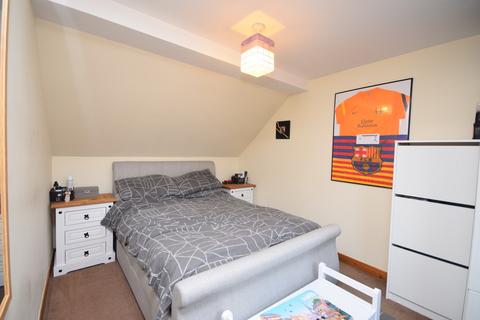 9 Back Row, Rattray, Blairgowrie, PH10 7DT