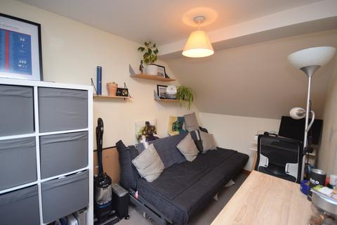 9 Back Row, Rattray, Blairgowrie, PH10 7DT
