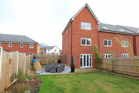 4 bedroom end of terrace house for sale - Griffins Wood Close, Telford