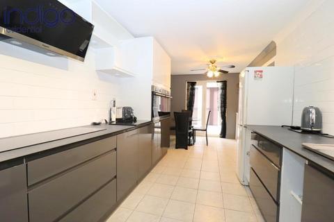 89 Links Way, Luton, LU2 7HB