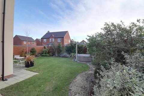 4 bedroom detached house for sale, Wheelbarrow Way, Malvern, WR14