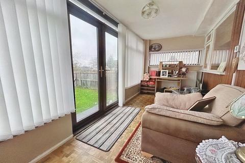 2 bedroom bungalow for sale, Meadowfields Road, Crofton, Wakefield, West Yorkshire