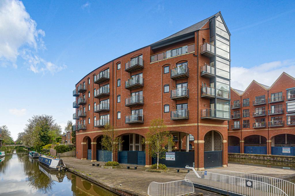 Handbridge Square, CH1 1 bed apartment - £975 pcm (£225 pw)