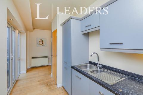 2 bedroom apartment to rent, Babington Court, Derby