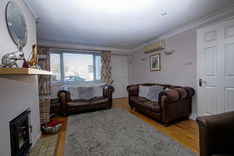 12 Great Tufts, Capel St Mary, Ipswich, IP9 2UB