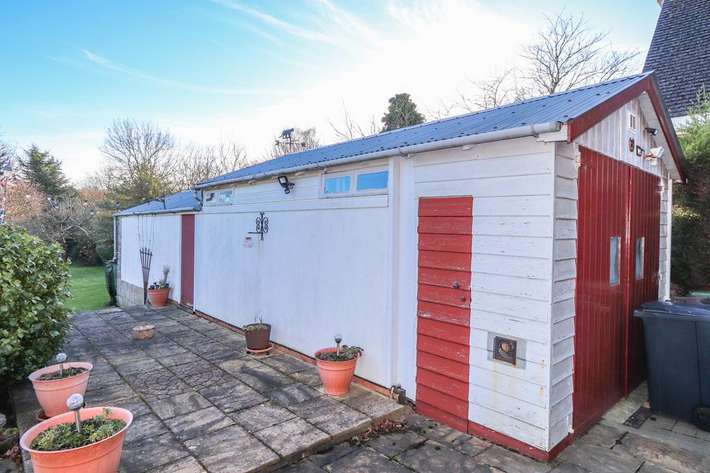 Large detached garage/workshop