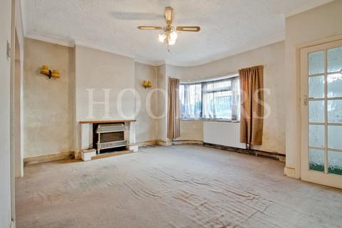 2 bedroom semi-detached bungalow for sale, Blair Avenue, London, NW9