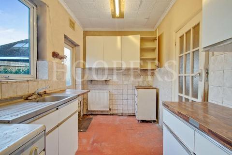 2 bedroom semi-detached bungalow for sale, Blair Avenue, London, NW9