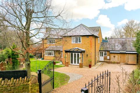 3 bedroom detached house for sale, Broughton Road, Old, Northampton, Northamptonshire, NN6