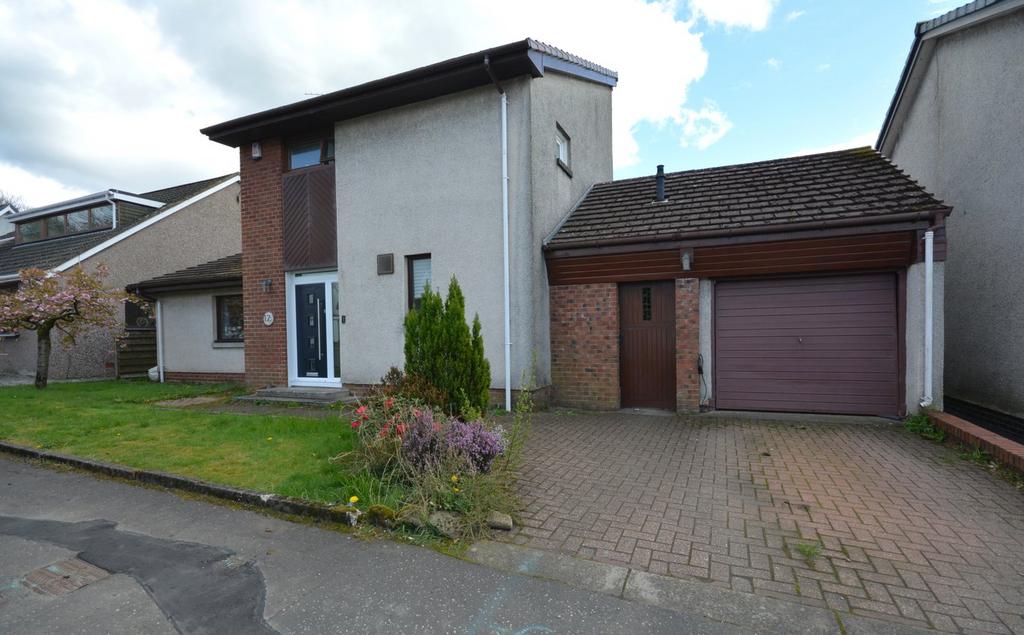 East Park Avenue, Mauchline, KA5 4 bed detached house for sale £195,000