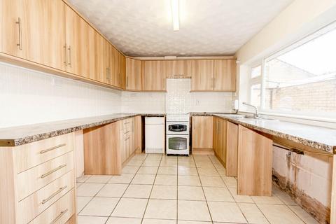 2 bedroom detached bungalow for sale, Westhawe, Peterborough PE3