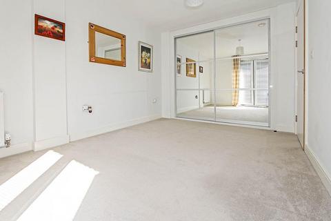 2 bedroom apartment for sale, Hawksbill Way, Peterborough PE2