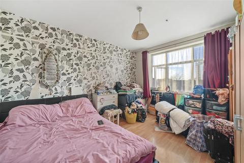 2 bedroom maisonette for sale, Neasden Lane, Neasden