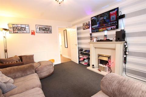 3 bedroom end of terrace house for sale, Stone Hall Road, Eccleshill