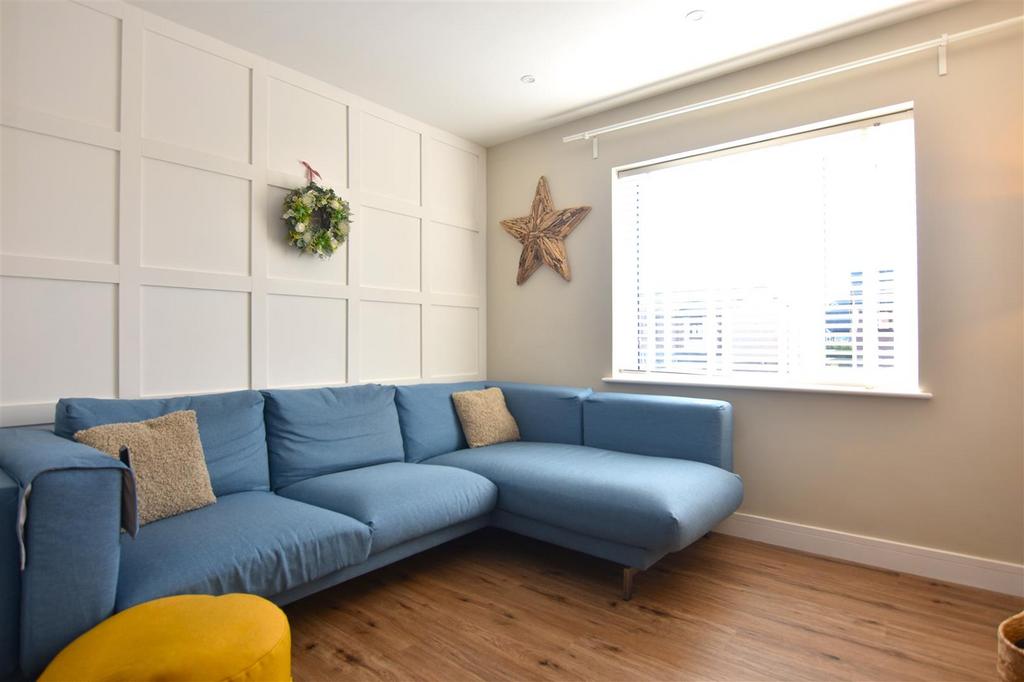 Holbeck Park Avenue, BarrowInFurness 3 bed detached house for sale