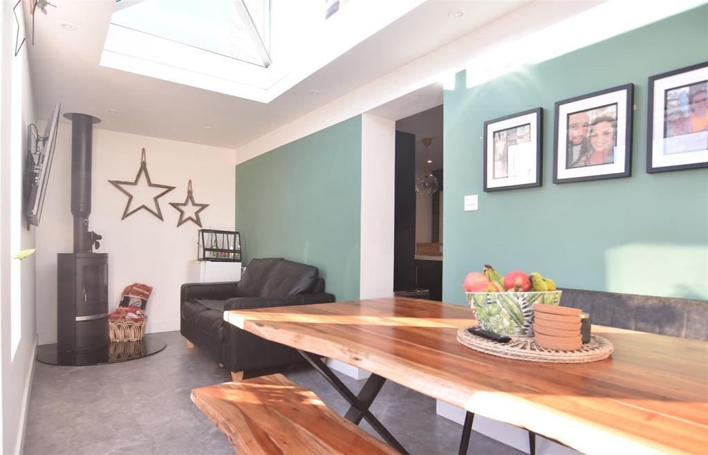 Holbeck Park Avenue, BarrowInFurness 3 bed detached house for sale