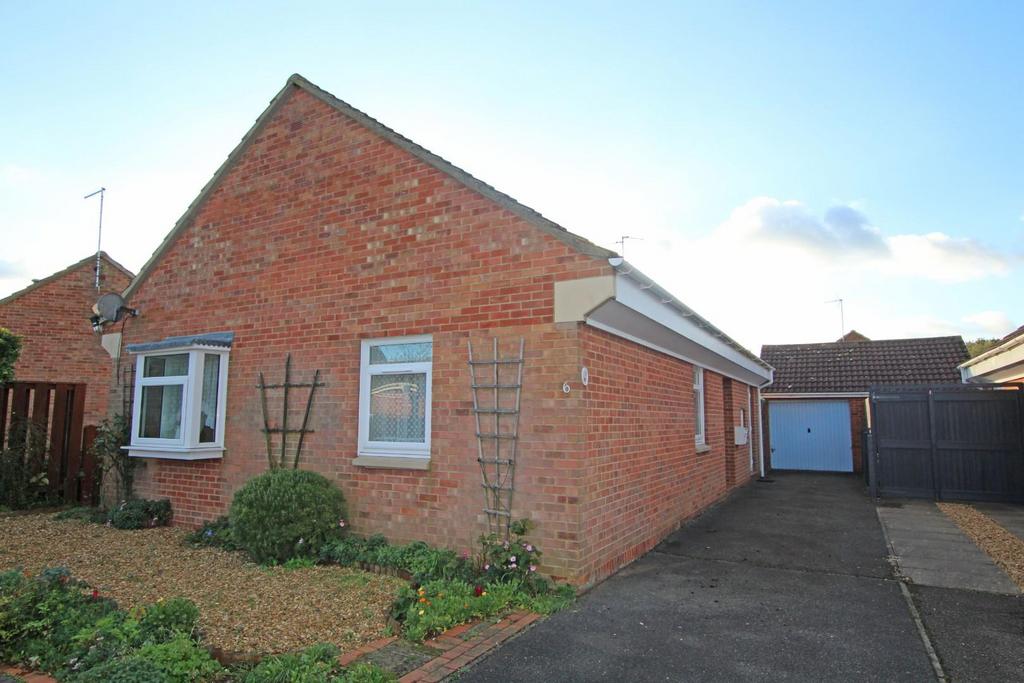 Denmark Drive, Peterborough PE2 3 bed detached bungalow for sale £325,000