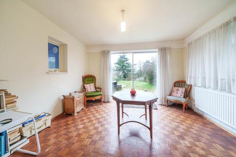 303 Addiscombe Road, Croydon, CR0 7LE