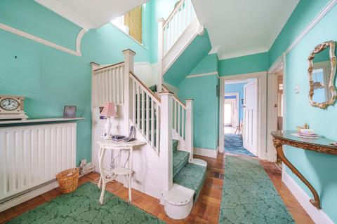 303 Addiscombe Road, Croydon, CR0 7LE